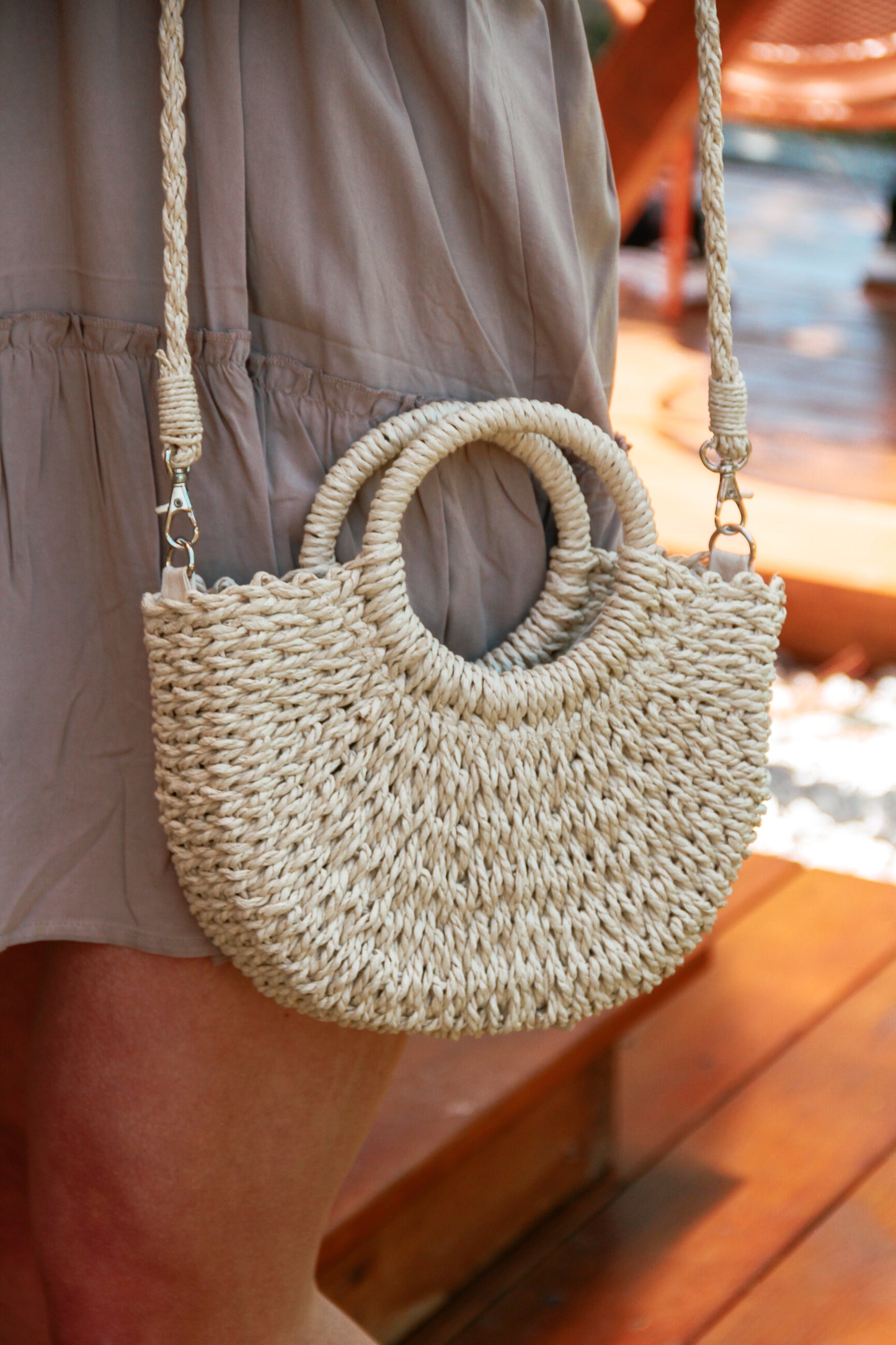 Mini Straw Crossbody Bag (Ivory)